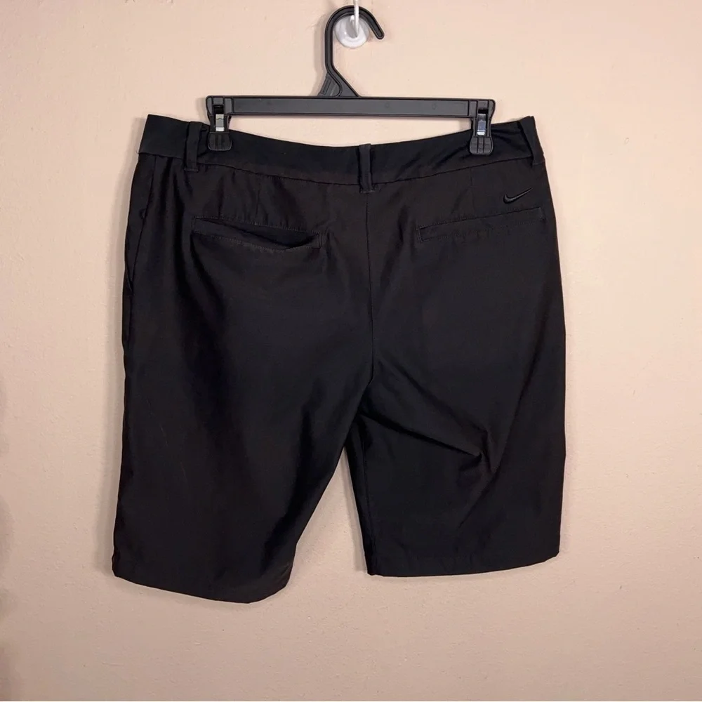 Size 8 Nike Womens Golf Shorts Black Athletic Activewear Outdoor Lightweight